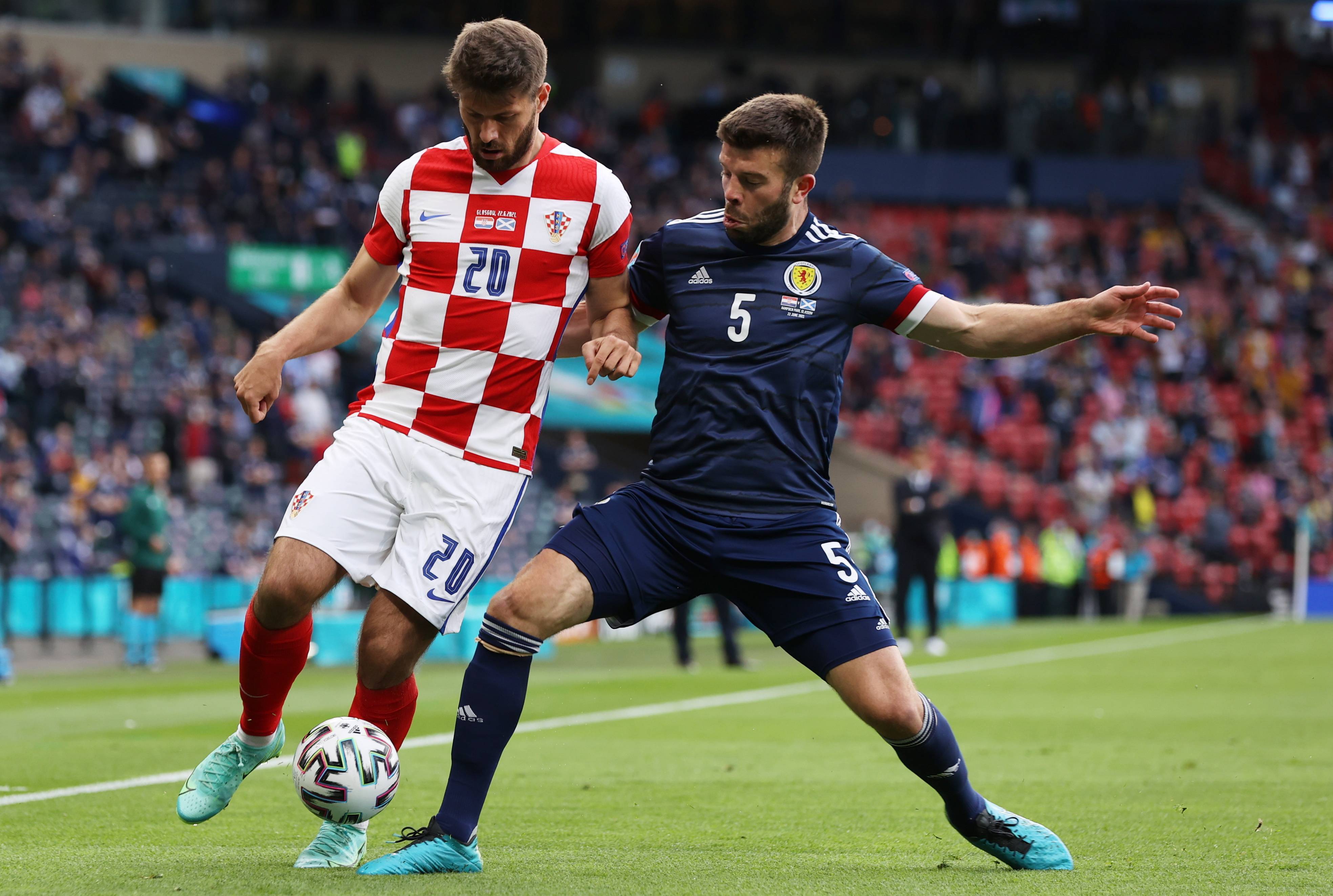 葡萄牙横扫克罗地亚，卡塞米罗统治全场