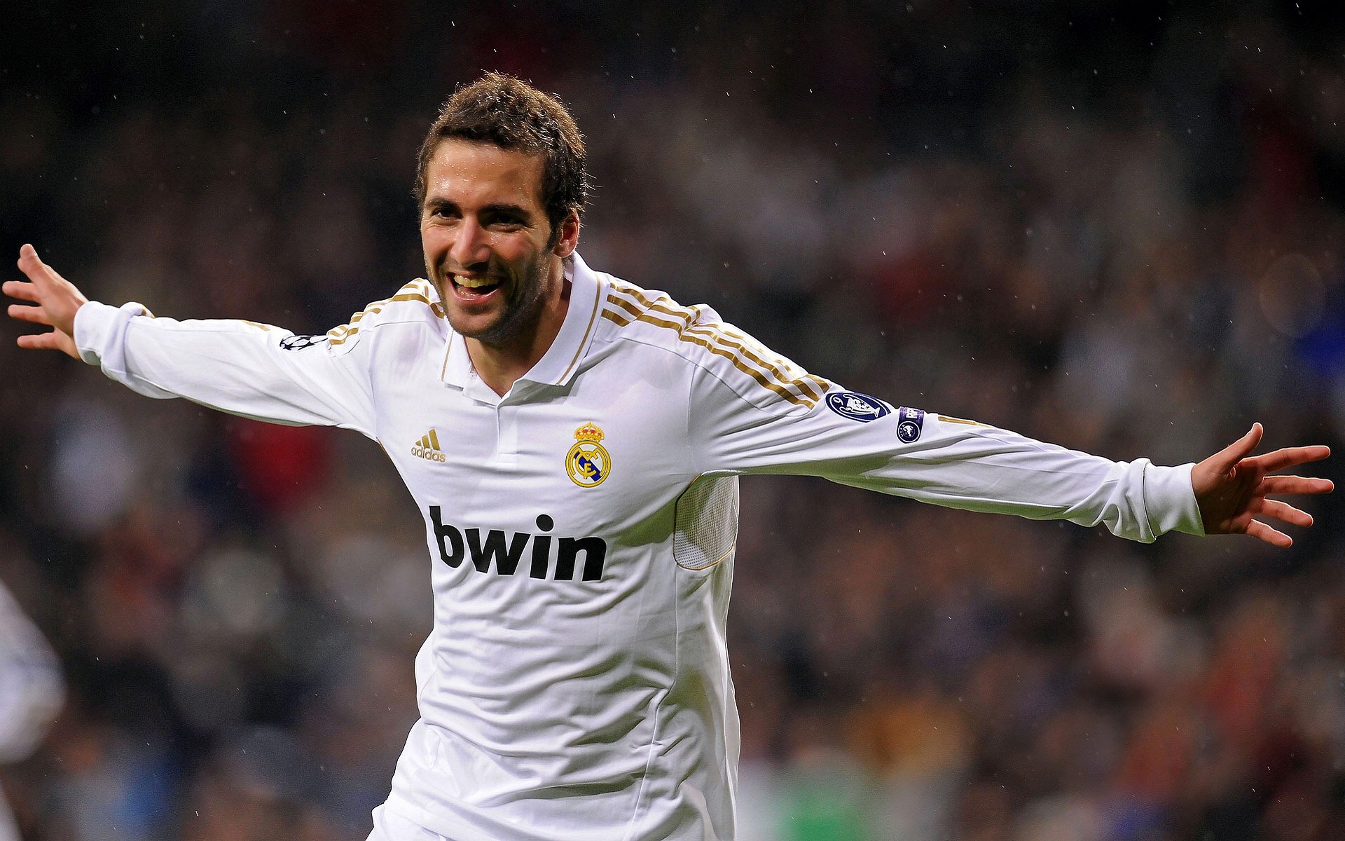 埃及收割波兰，当法老镰刀挥向维斯瓦河，卢卡库在西甲国家德比接管比赛