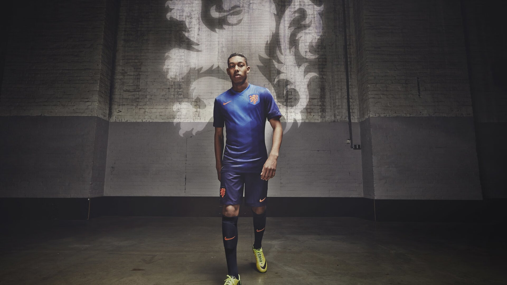 莫德里奇的金色黄昏，当巴西桑巴遇上卡塔尔风暴，他才是绿茵真正的主宰