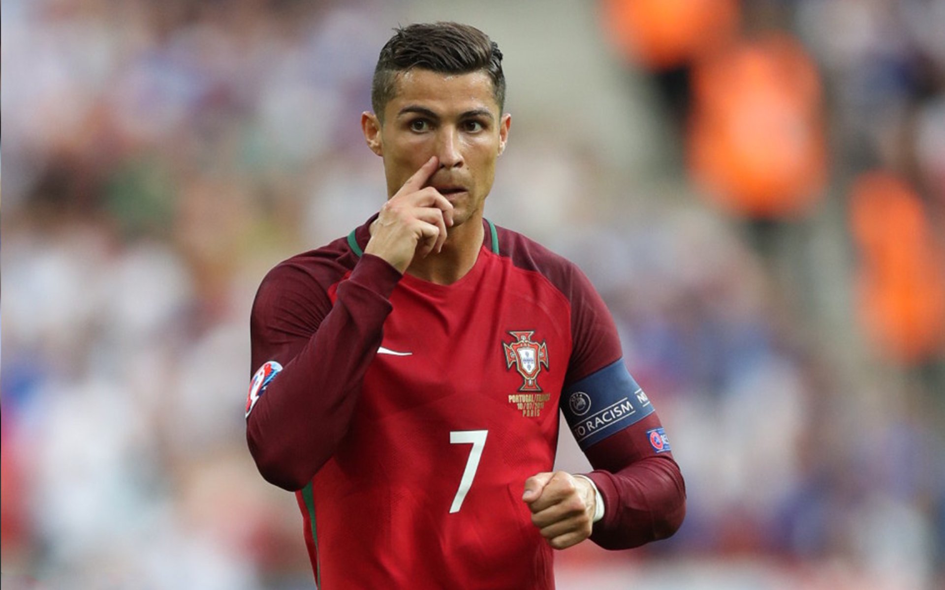 赖斯，从球场铁闸到精神图腾，巨星价值的终极定义